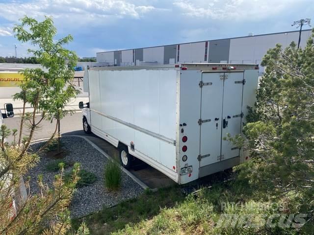 Ford E-350 Panel vanlar