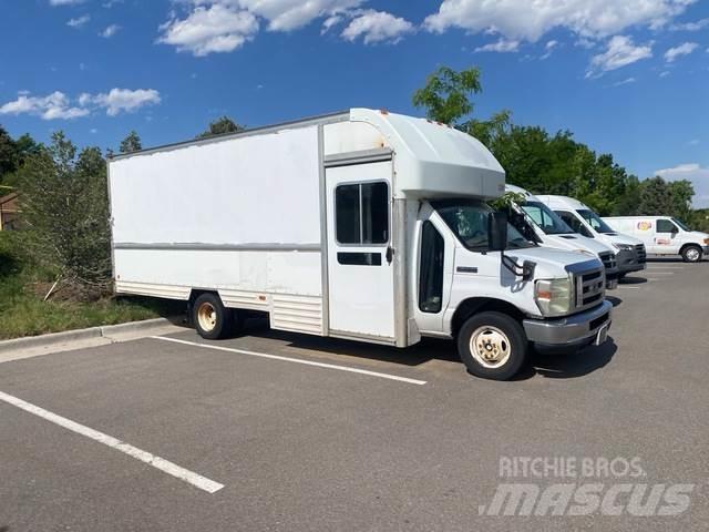 Ford E-350 Panel vanlar