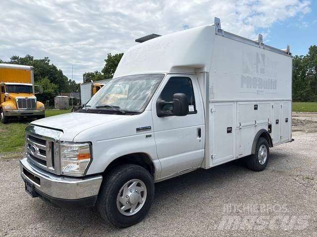 Ford E-350 Panel vanlar