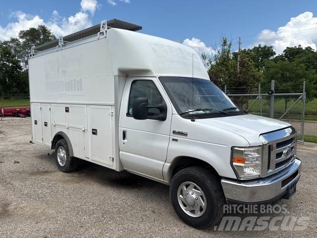 Ford E-350 Panel vanlar