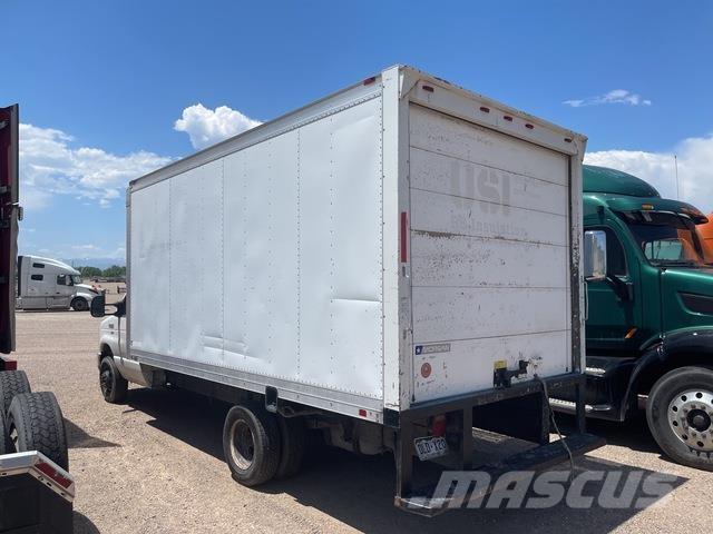 Ford E-350 Kapali kasa kamyonlar