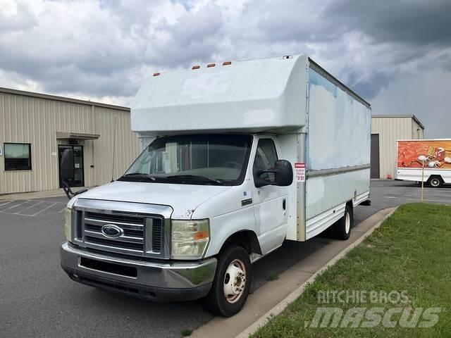 Ford E-350 Kapali kasa kamyonlar