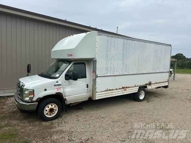 Ford E-350 Kapali kasa kamyonlar