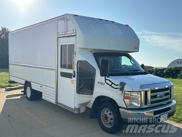 Ford E-350 Panel vanlar