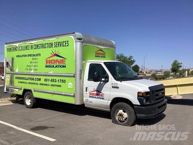 Ford E-350 Kapali kasa kamyonlar