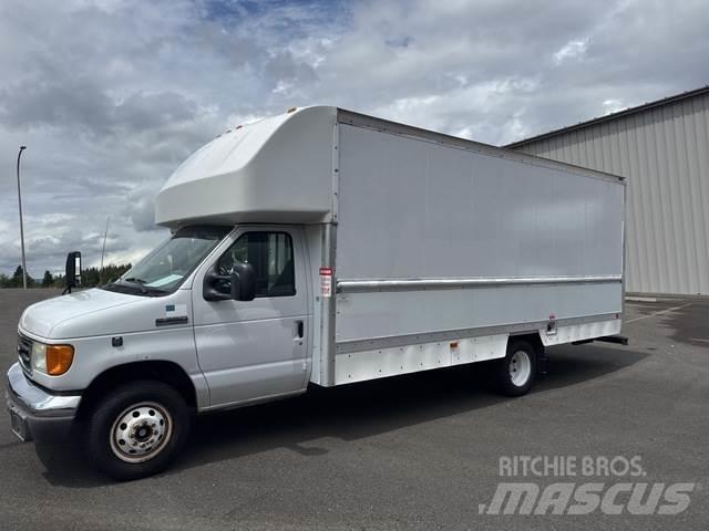 Ford E-350 Panel vanlar