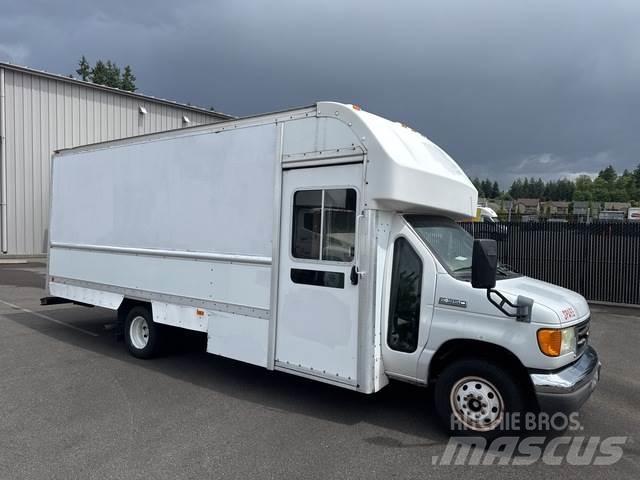 Ford E-350 Panel vanlar