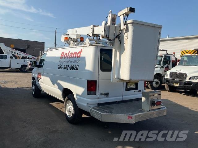 Ford E-350 Araç üstü platformlar