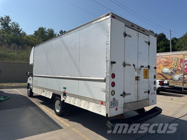 Ford E-350 Panel vanlar