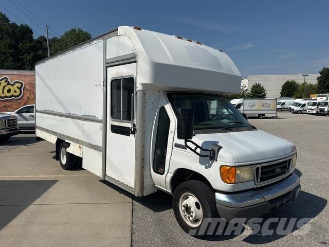 Ford E-350 Panel vanlar