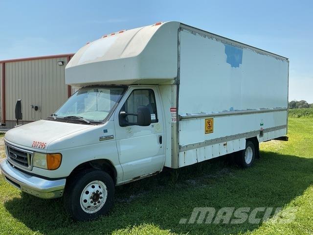 Ford E-350 Panel vanlar