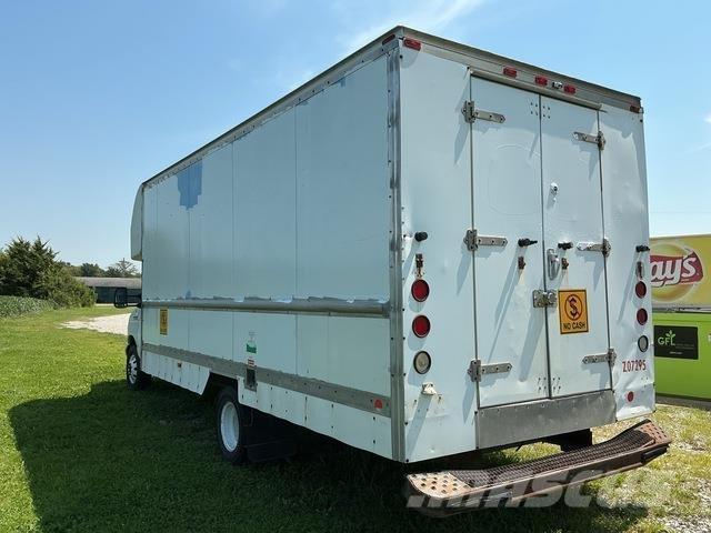 Ford E-350 Panel vanlar