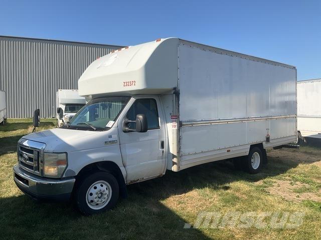 Ford E-350 Kapali kasa kamyonlar