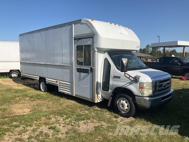 Ford E-350 Kapali kasa kamyonlar