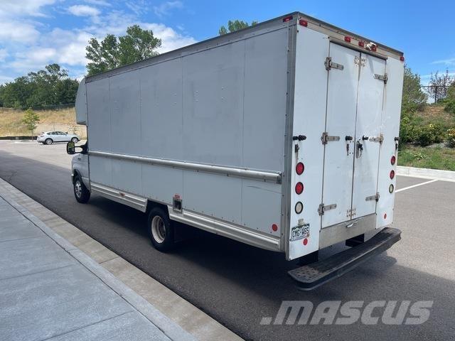 Ford E-350 Kapali kasa kamyonlar
