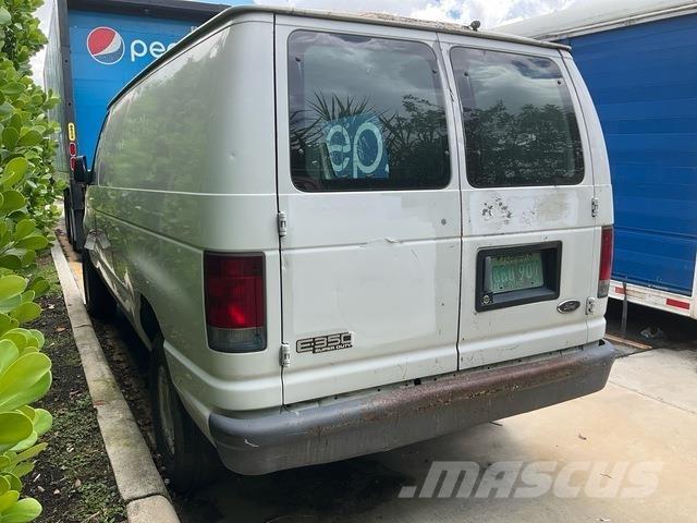Ford E-350 Panel vanlar