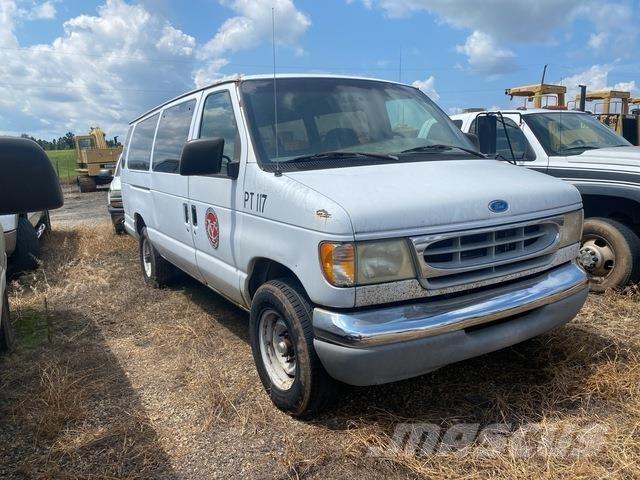 Ford E-350 Otomobiller