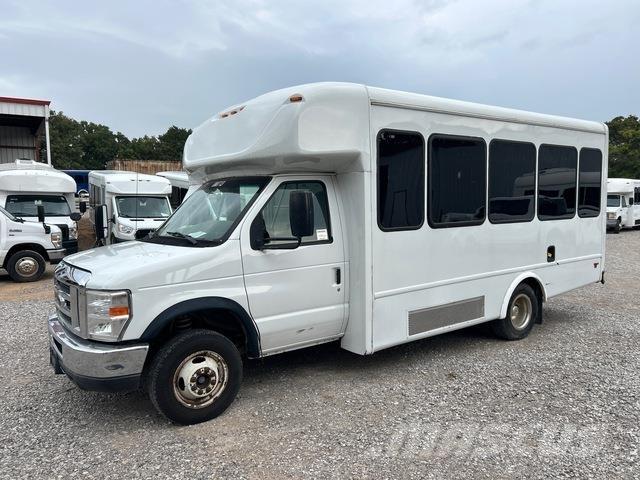 Ford E-350 Minibüsler