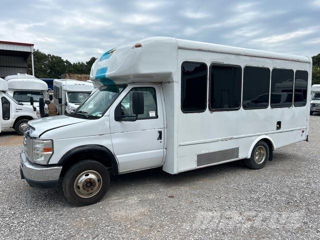 Ford E-350 Minibüsler