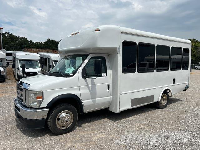 Ford E-350 Minibüsler