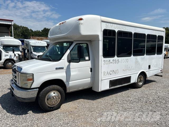 Ford E-350 Minibüsler