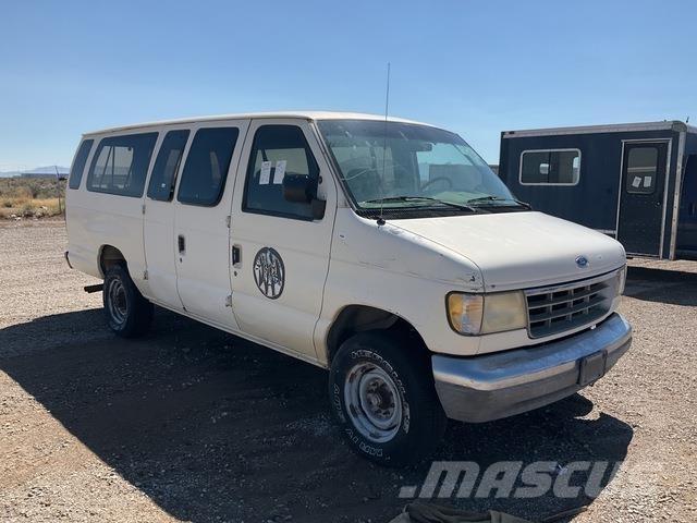 Ford E-350 Otomobiller