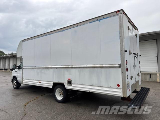 Ford E-350 Panel vanlar