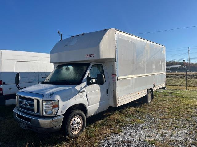 Ford E-350 Panel vanlar