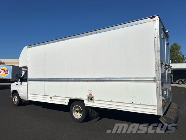 Ford E-350 Panel vanlar