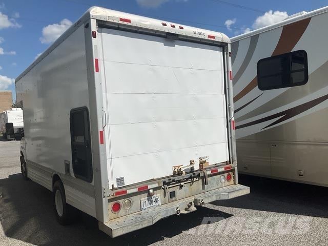 Ford E-450 Kapali kasa kamyonlar