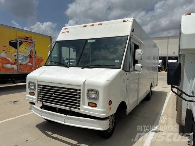Ford Econoline Kapali kasa kamyonetler