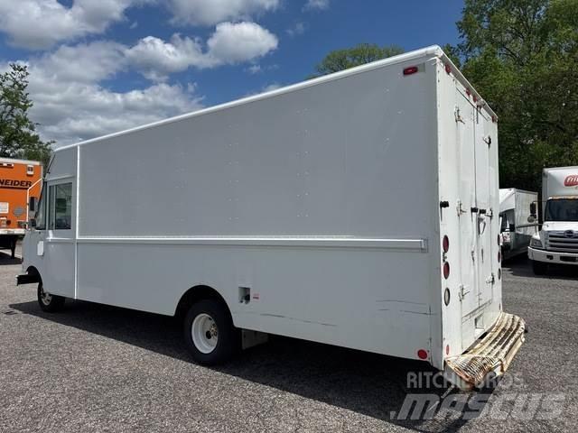 Ford Econoline Kapali kasa kamyonetler