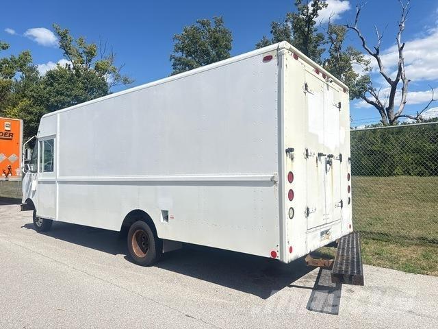 Ford Econoline Kapali kasa kamyonetler