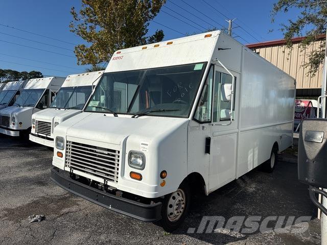 Ford Econoline Kapali kasa kamyonetler