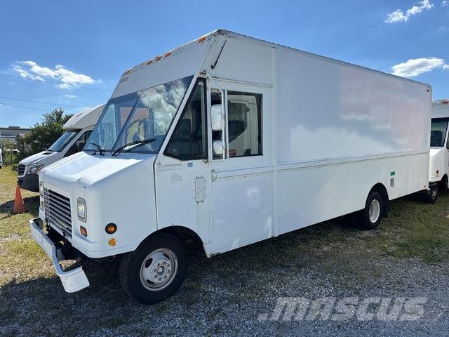 Ford Econoline Kapali kasa kamyonetler