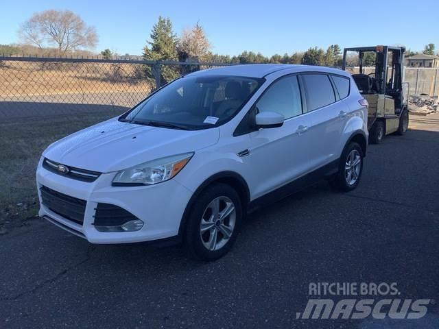 Ford Escape Otomobiller