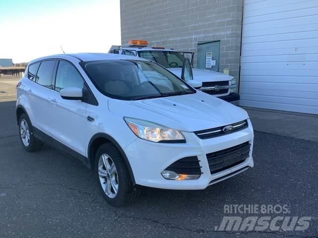 Ford Escape Otomobiller