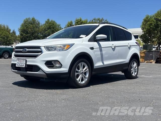 Ford Escape Otomobiller