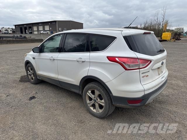 Ford Escape Otomobiller