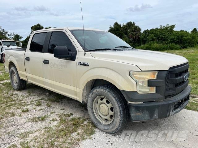 Ford F-150 Pikaplar