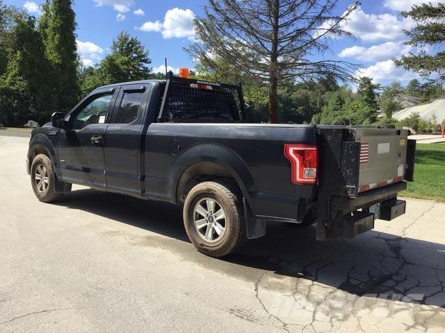 Ford F-150 Pikaplar