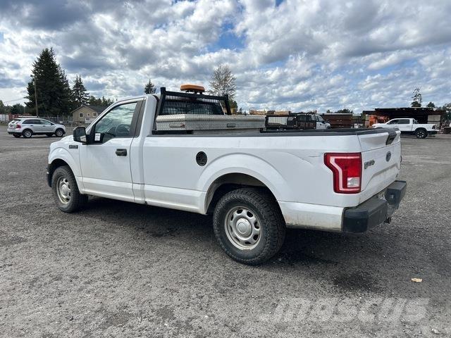 Ford F-150 Pikaplar