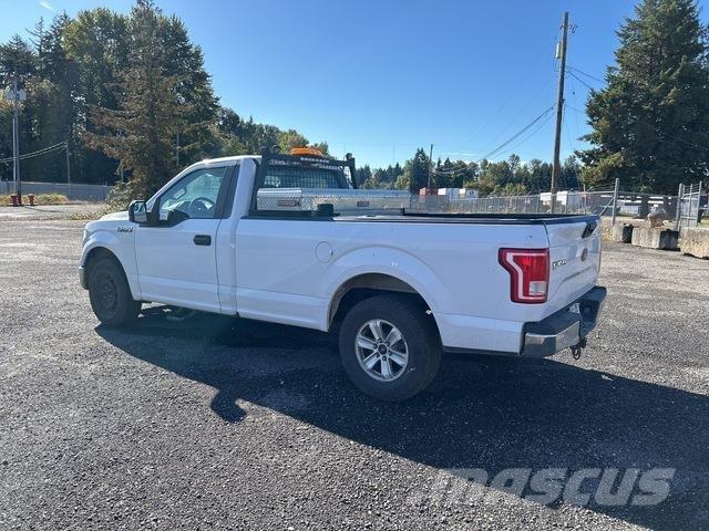 Ford F-150 Pikaplar
