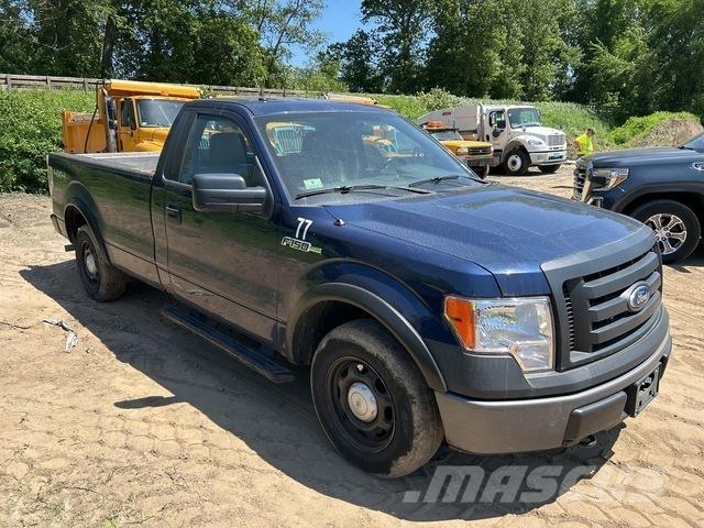 Ford F-150 XL Pikaplar