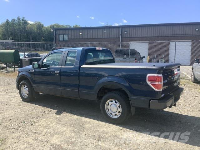 Ford F-150 XL Pikaplar