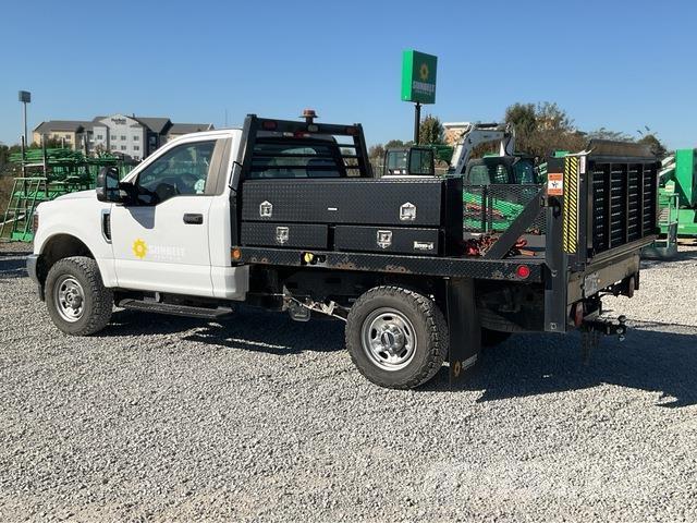 Ford F-250 Flatbed kamyonlar