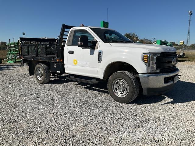 Ford F-250 Flatbed kamyonlar