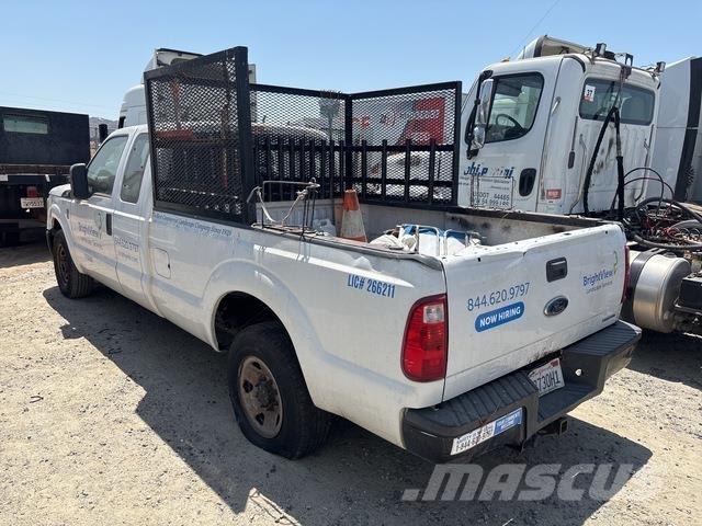 Ford F-250 Pikaplar
