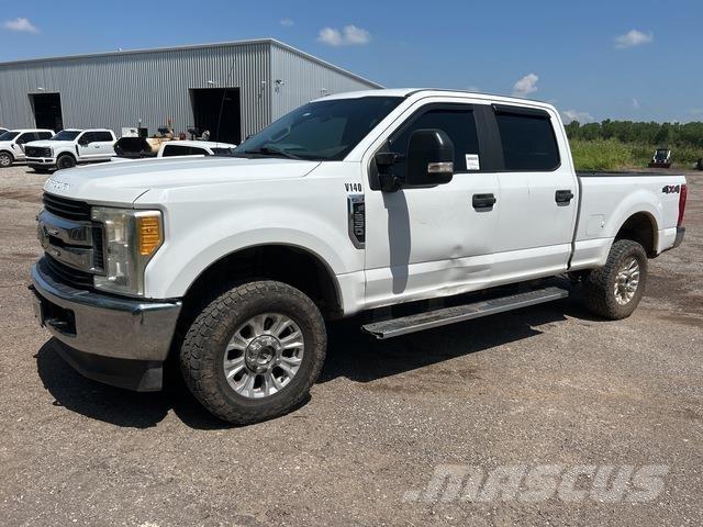 Ford F-250 Pikaplar