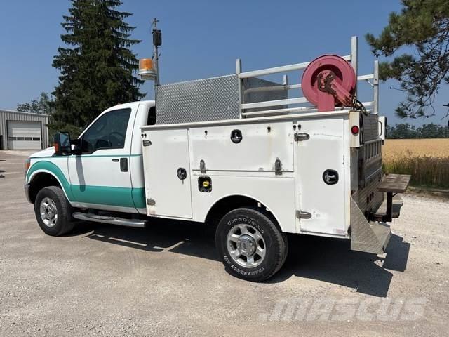 Ford F-250 Pikaplar